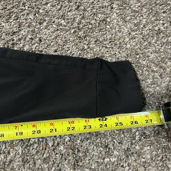 Athleta Trekkie mid-rise jogger, black, zippered pockets, draw string waist, sz0 - Picture 3 of 5